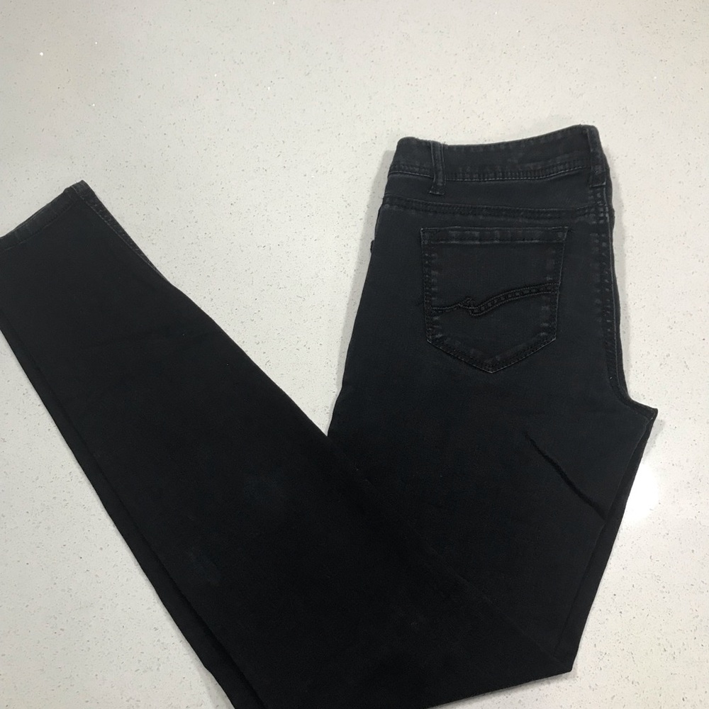 Almost famous black skinny jeans sz 5
